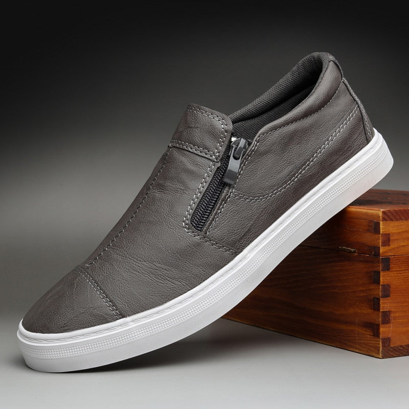 Men's British Leather Shoes with Classic Design