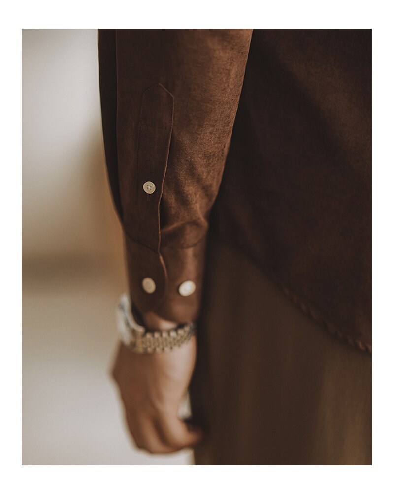 Men's Casual Fit Shirt for Business Use